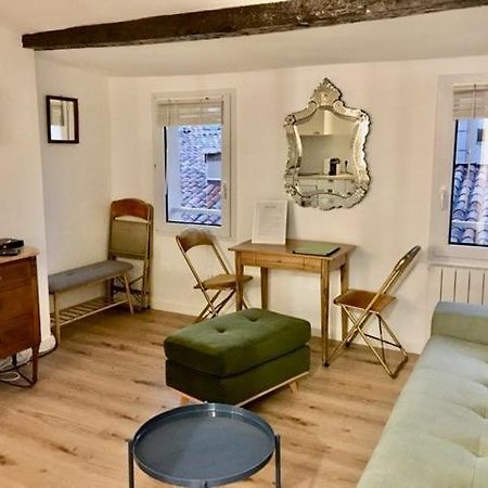 Appartement Petit cocoon rénové avec vue sur les toits d'Aix en Provence à Aix-en-Provence Extérieur photo