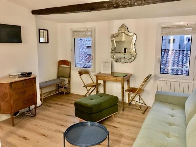 Appartement Petit cocoon rénové avec vue sur les toits d'Aix en Provence à Aix-en-Provence Extérieur photo