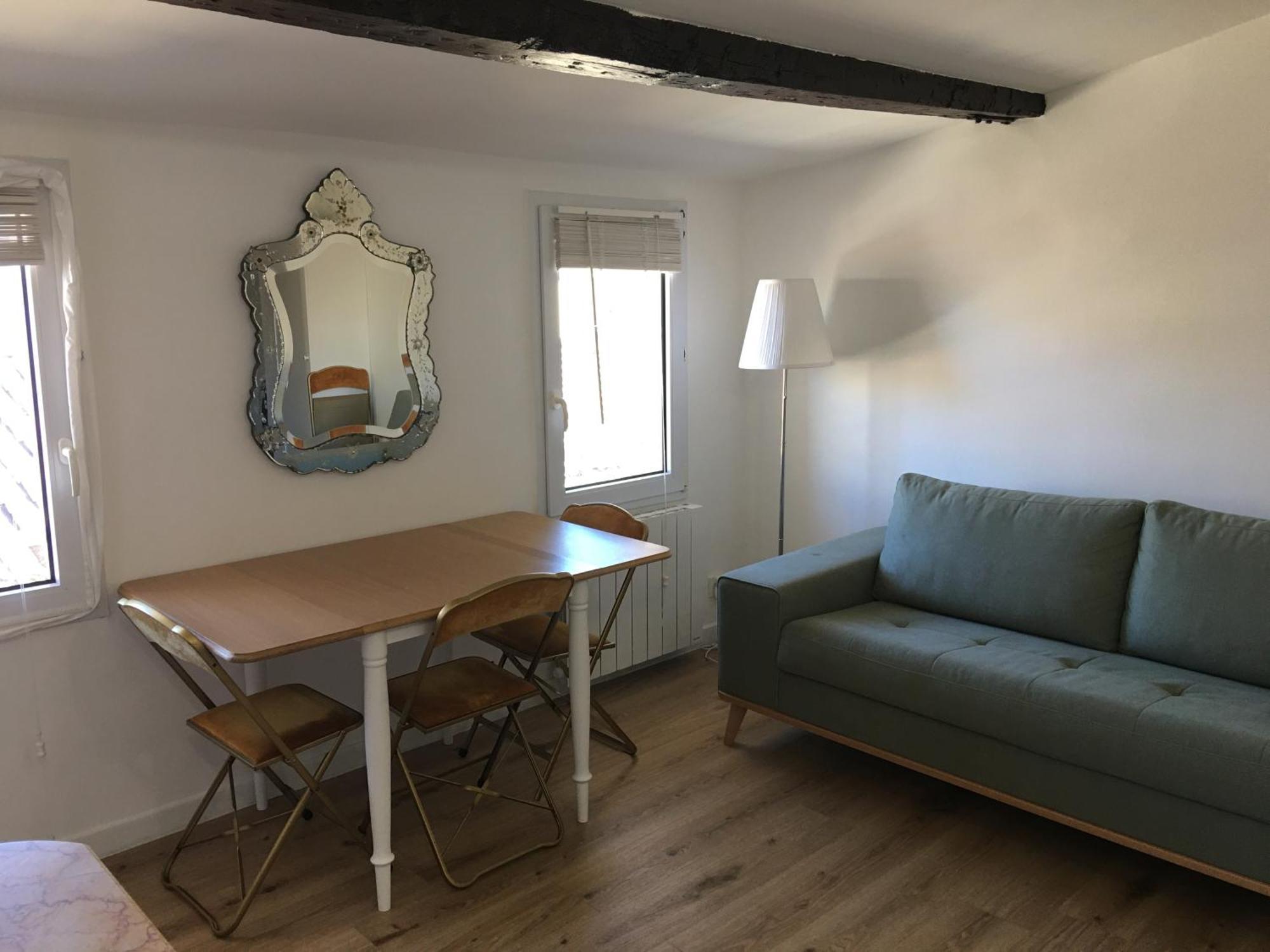 Appartement Petit cocoon rénové avec vue sur les toits d'Aix en Provence à Aix-en-Provence Extérieur photo